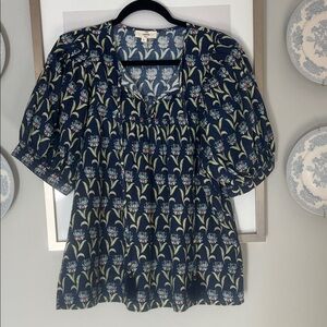 Entro Navy and Cream Floral Blouse